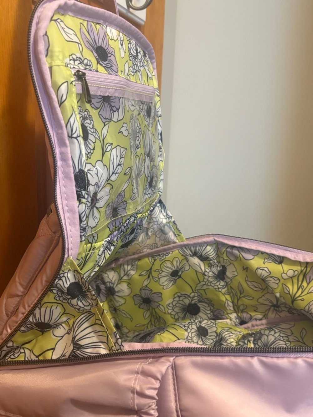 lug Voyager back pack in Sugar Plum. Price is Firm - Picture 10 of 13